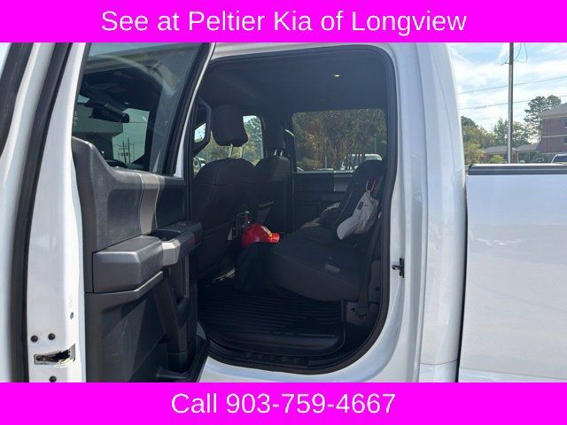 Used 2015 Ford F150 XLT w/ Equipment Group 302A Luxury AWD/4WD image 14