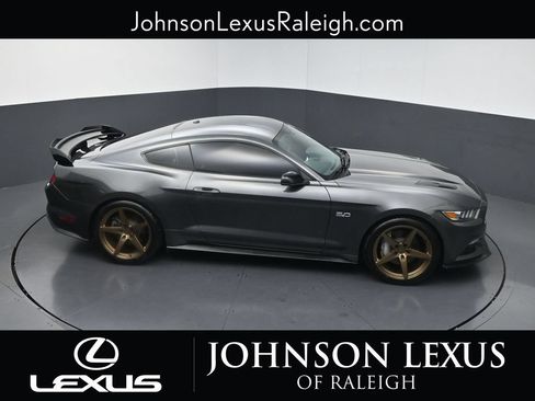 Used 2016 Ford Mustang GT Premium w/ Equipment Group 401A RWD image 26