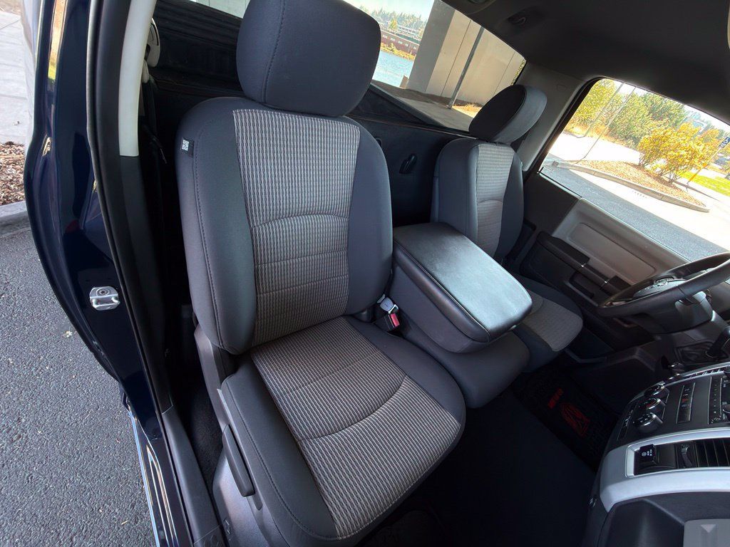 Used 2012 RAM 1500 Classic SLT w/ Popular Equipment Group AWD/4WD image 21