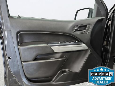 Used 2022 Chevrolet Colorado LT w/ LT Convenience Package RWD image 18