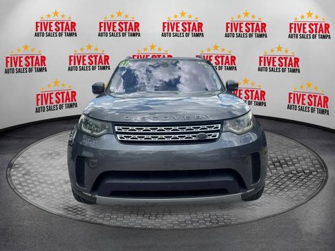 Used 2017 Land Rover Discovery HSE AWD/4WD image 2