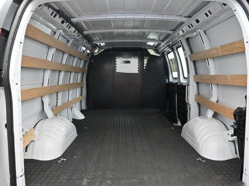Used 2024 Chevrolet Express 2500 w/ Driver Convenience Package RWD image 10