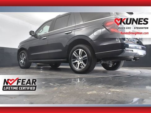 Used 2024 Ford Expedition Limited image 44