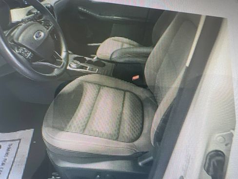 Used 2022 Ford Escape SE w/ Convenience Package FWD image 10