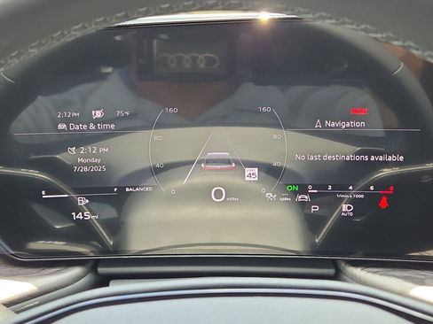 Used 2025 Audi Q5 Premium w/ Convenience Package image 20