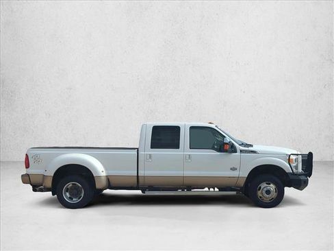 Used 2012 Ford F350 King Ranch w/ King Ranch w/Chrome Pkg image 4