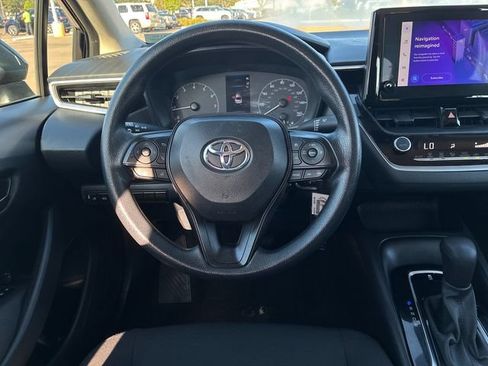 Used 2024 Toyota Corolla LE FWD image 14