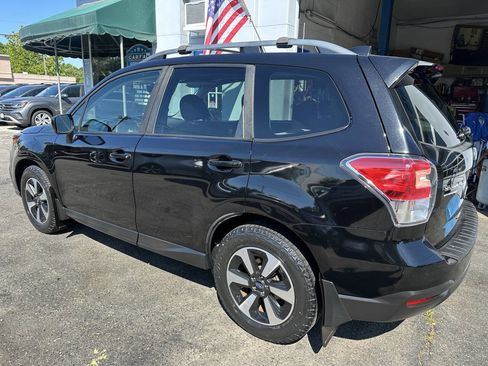 Used 2017 Subaru Forester 2.5i Premium w/ Protection Package #1 AWD/4WD image 8