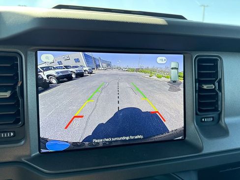 New 2026 Ford Bronco Badlands AWD/4WD image 16