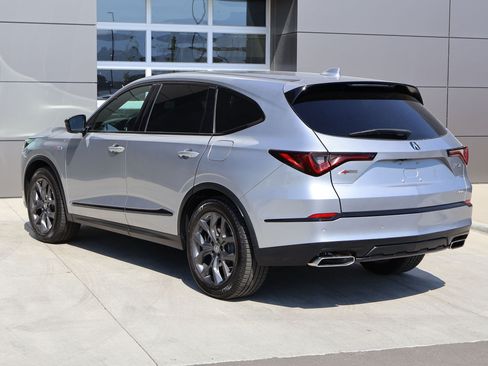 Used 2022 Acura MDX A-Spec AWD/4WD image 8