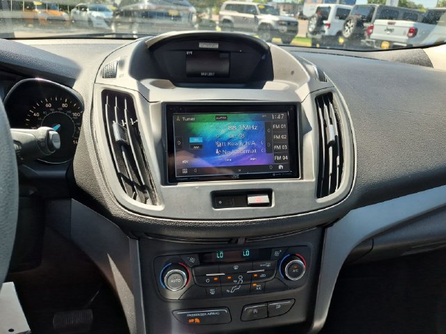 Used 2017 Ford Escape SE FWD image 15