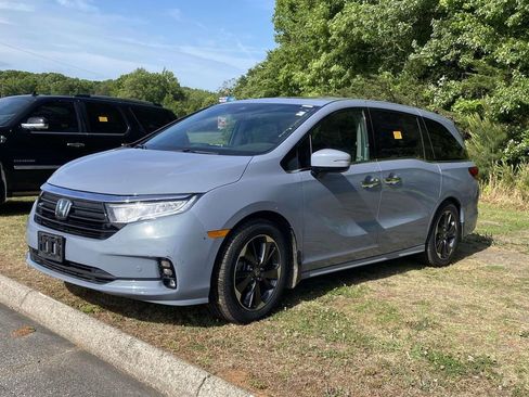 Certified 2023 Honda Odyssey Elite image 1