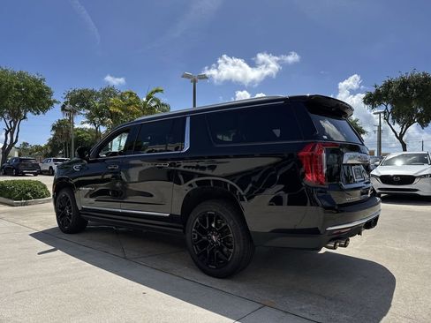 Used 2023 GMC Yukon XL Denali AWD/4WD image 26