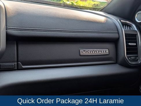 Used 2026 RAM 2500 Laramie AWD/4WD image 17