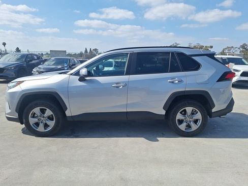 Used 2024 Toyota RAV4 XLE FWD image 9