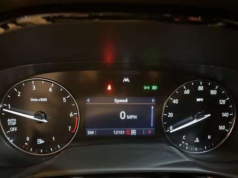 Used 2023 Buick Envision Preferred w/ Sport Touring Package image 18