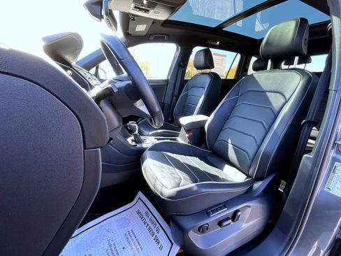 Used 2023 Volkswagen Tiguan SEL R-Line image 11