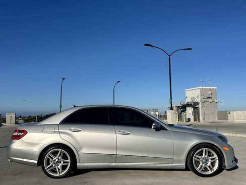 Used 2012 Mercedes-Benz E 350 Sedan w/ Premium 2 Pkg image 8