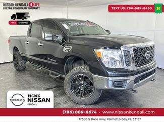 Used 2017 Nissan Titan SV video 1