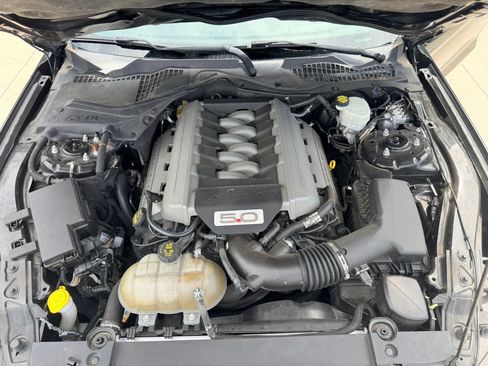 Used 2015 Ford Mustang GT Premium RWD image 31