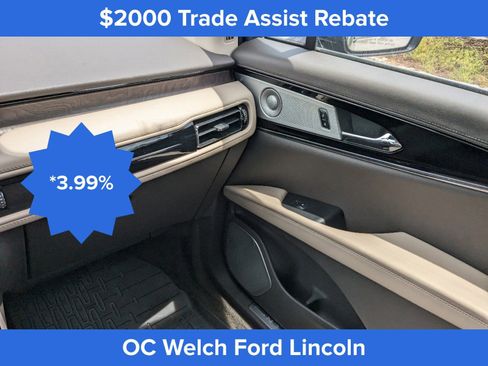 Certified 2023 Lincoln Nautilus Reserve w/ Equipment Group 202A AWD/4WD image 19