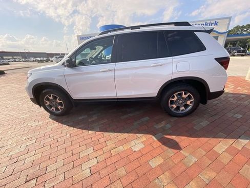 Certified 2023 Honda Passport TrailSport image 29
