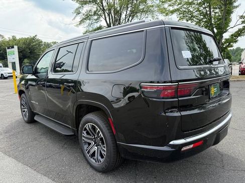 New 2025 Jeep Wagoneer Base w/ Premium Group I image 11