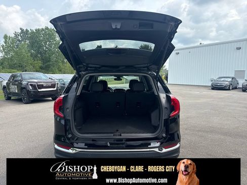 Used 2023 GMC Terrain SLT FWD image 20