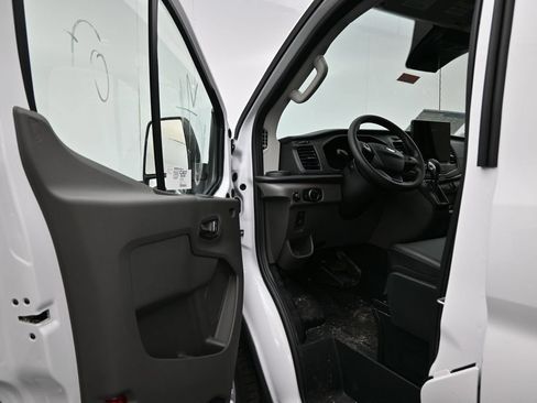 New 2026 Ford Transit 250 Low Roof RWD image 8