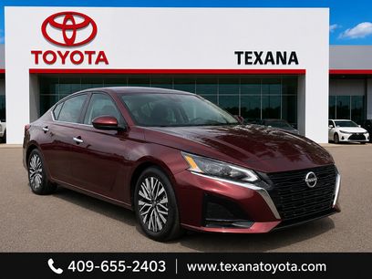 Used 2023 Nissan Altima 2.5 SV