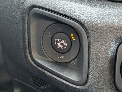 New 2025 Jeep Gladiator Willys image 29