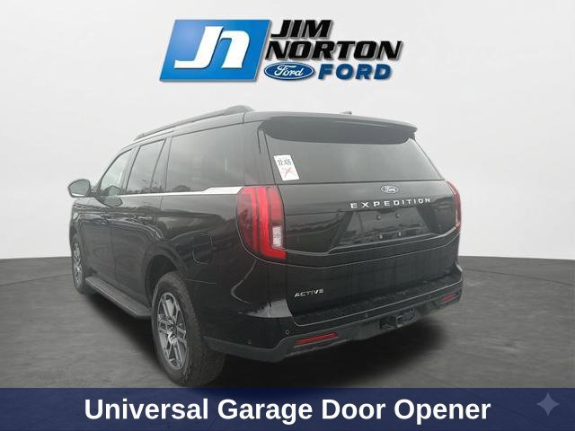 Used 2025 Ford Expedition Active AWD/4WD image 7