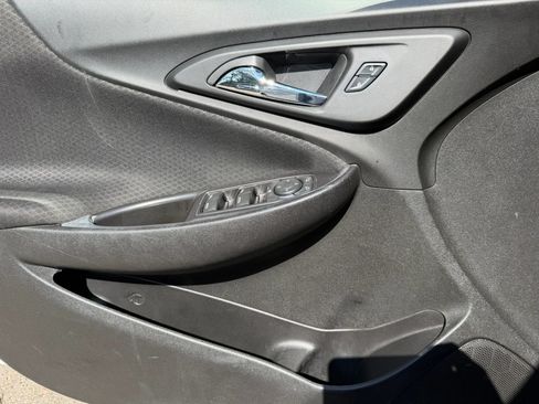 Used 2016 Chevrolet Malibu LT FWD image 20