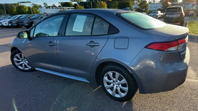 Used 2024 Toyota Corolla LE FWD image 4