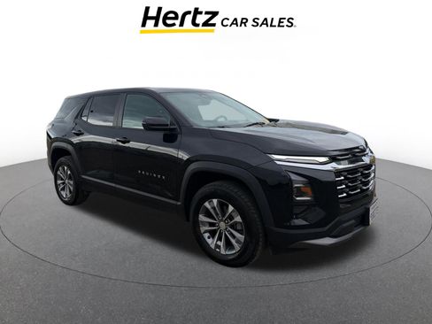 Used 2025 Chevrolet Equinox LT image 1