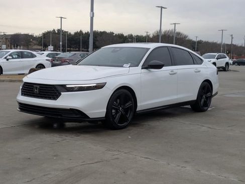 Used 2024 Honda Accord Sport image 10