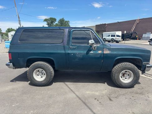 Used 1986 GMC Jimmy 4WD image 2