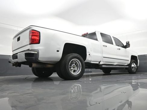 Used 2019 Chevrolet Silverado 3500 High Country w/ Duramax Plus Package AWD/4WD image 29