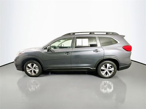 Used 2022 Subaru Ascent Premium w/ Convenience Package image 4