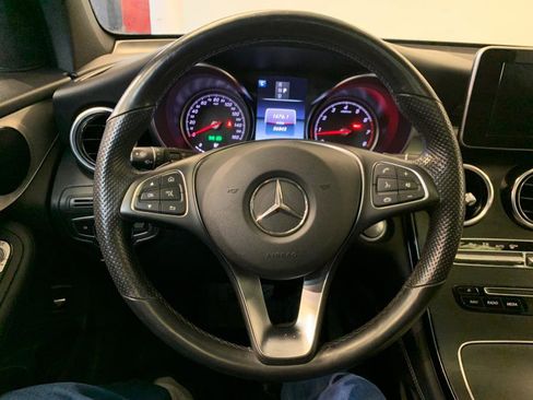 Used 2019 Mercedes-Benz GLC 300 4MATIC image 22