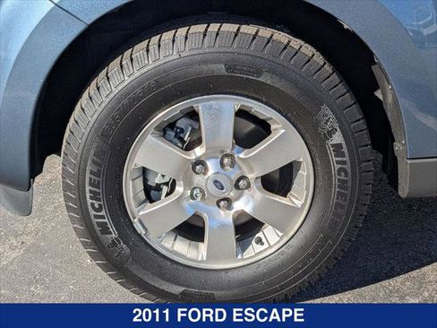 Used 2011 Ford Escape Limited image 9