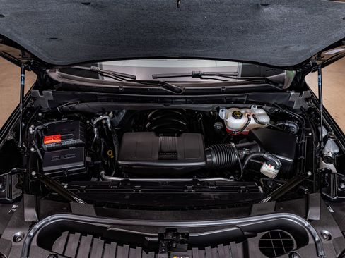 Used 2024 GMC Yukon XL Denali w/ Denali Reserve Package image 32