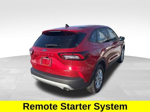 Used 2025 Ford Escape Active w/ Cold Weather Package image 5