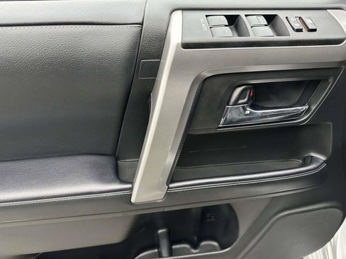 Used 2022 Toyota 4Runner TRD Sport w/ Technology Package image 15