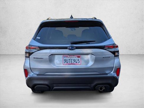 Used 2025 Subaru Forester Touring image 7