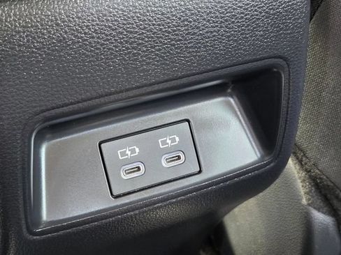 Used 2024 Toyota Corolla LE FWD image 11