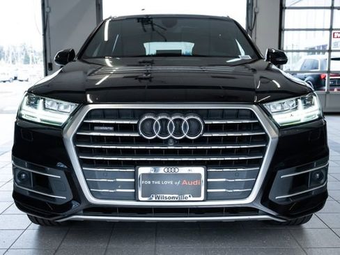 Used 2019 Audi Q7 3.0T Prestige w/ Prestige Package image 2