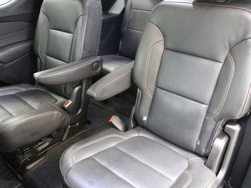 Used 2020 Chevrolet Traverse RS w/ LPO, Floor Liner Package FWD image 16