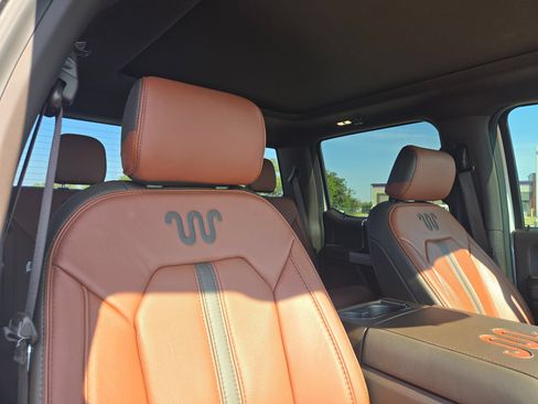 Used 2020 Ford F250 King Ranch w/ King Ranch Ultimate Package AWD/4WD image 31