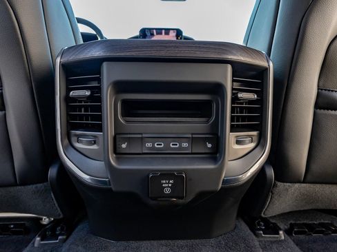 Used 2026 RAM 1500 Laramie AWD/4WD image 32